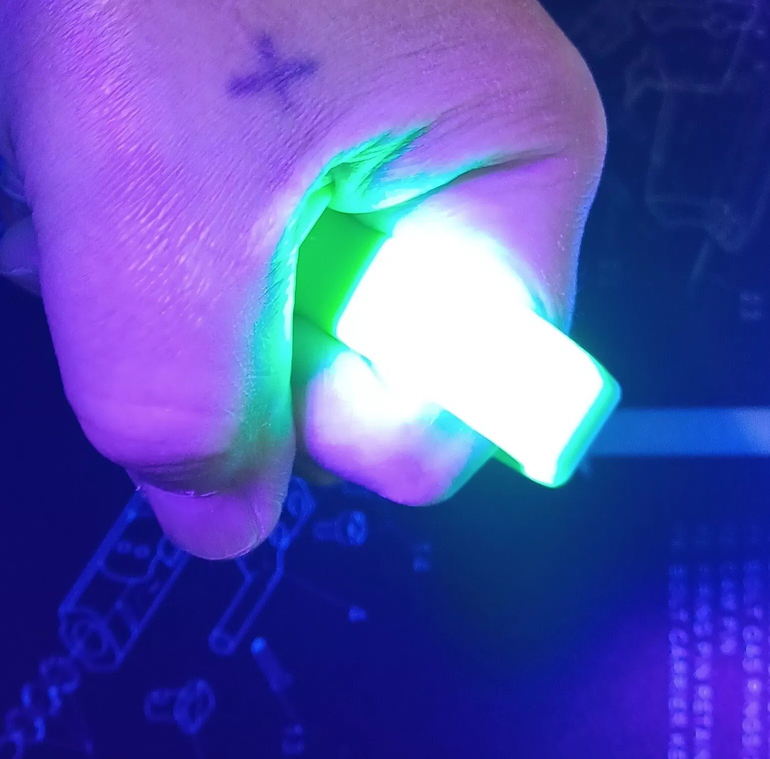 3D Printed Knuckles UV Glow PLA for Cosplay, Props, or Even Self Defense NOT STEEL - Image 8
